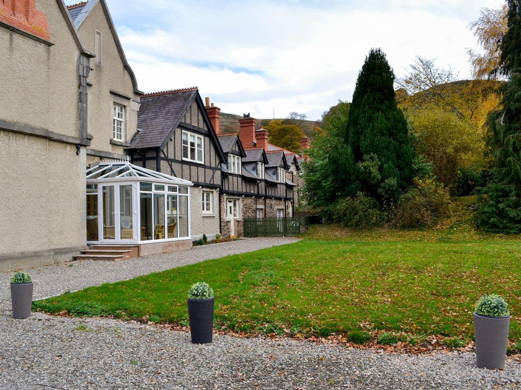 The East Wing At Grove Hall Bodfari エクステリア 写真